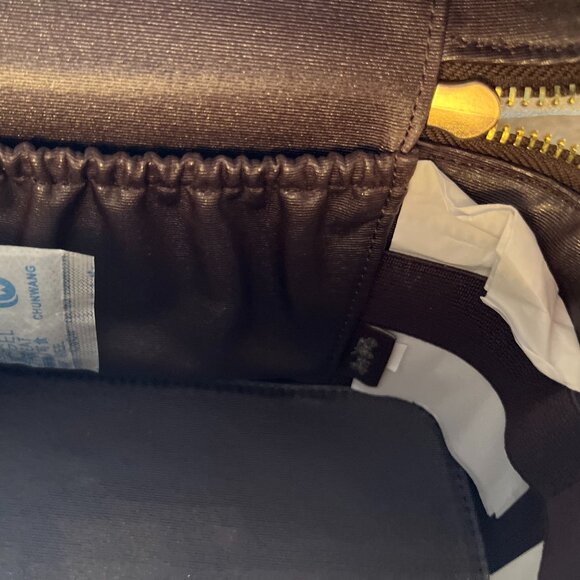 NWT Coach Top-Handle Cosmetic Bag/Case In Signature Canvas & Leather - Picture 13 of 16